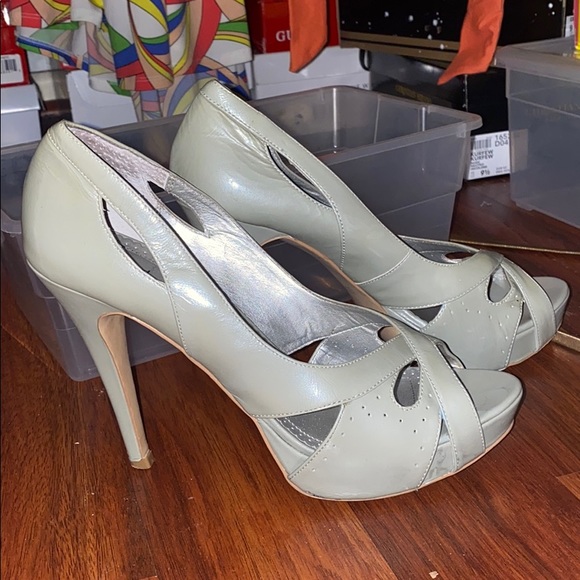 Bakers Grey Platform Open Toe Pump - Picture 2 of 2